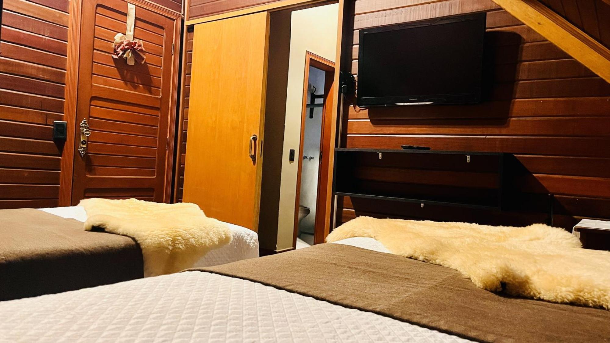 Dom Hotel — Fotos 1